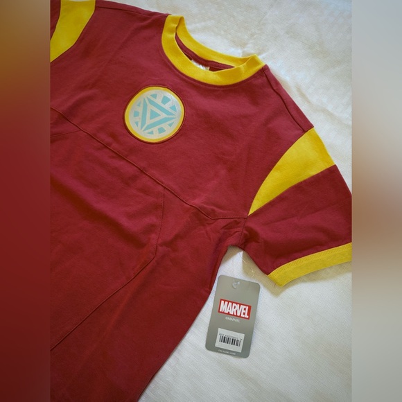 Disney /Marvel Iron Man Iron Heart short sleeve T-shirt - Picture 3 of 4